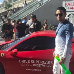 Meet your Posher, Diego